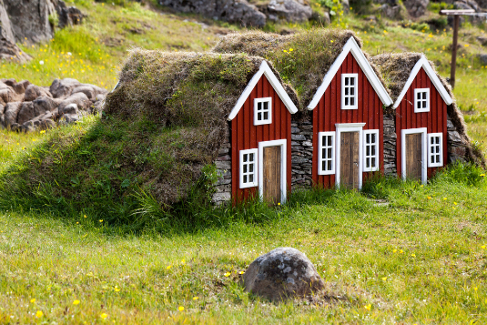 Elves Houses in Iceland: Where to Find Icelandic Elves