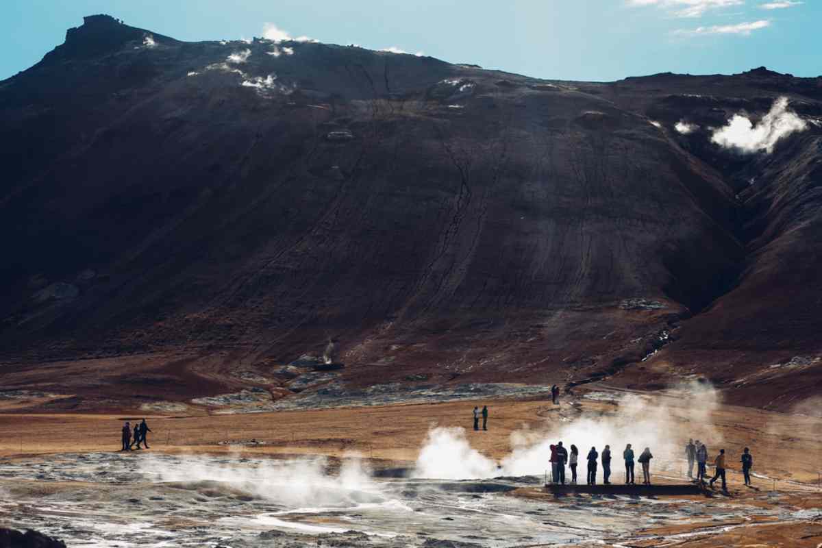 Group of tourists enjoying the fumaroles at namaskard