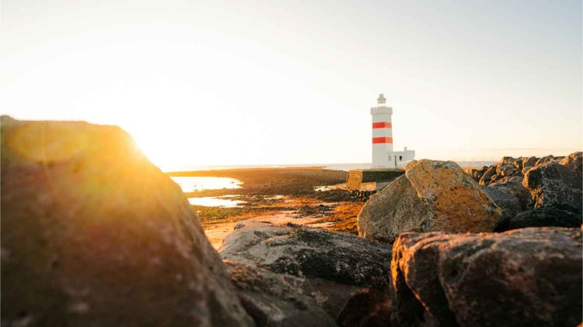 Gardur lighthouse at dusk