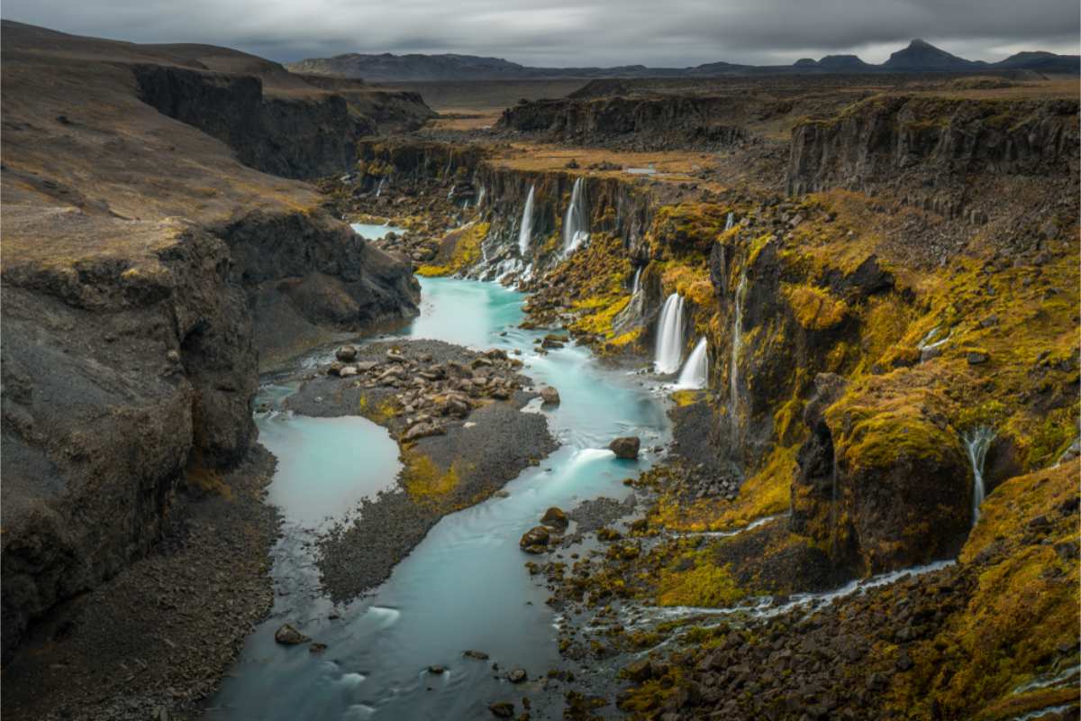 Sig&ouml;lduglj&uacute;fur canyon with many small waterfalls cascading down the edges