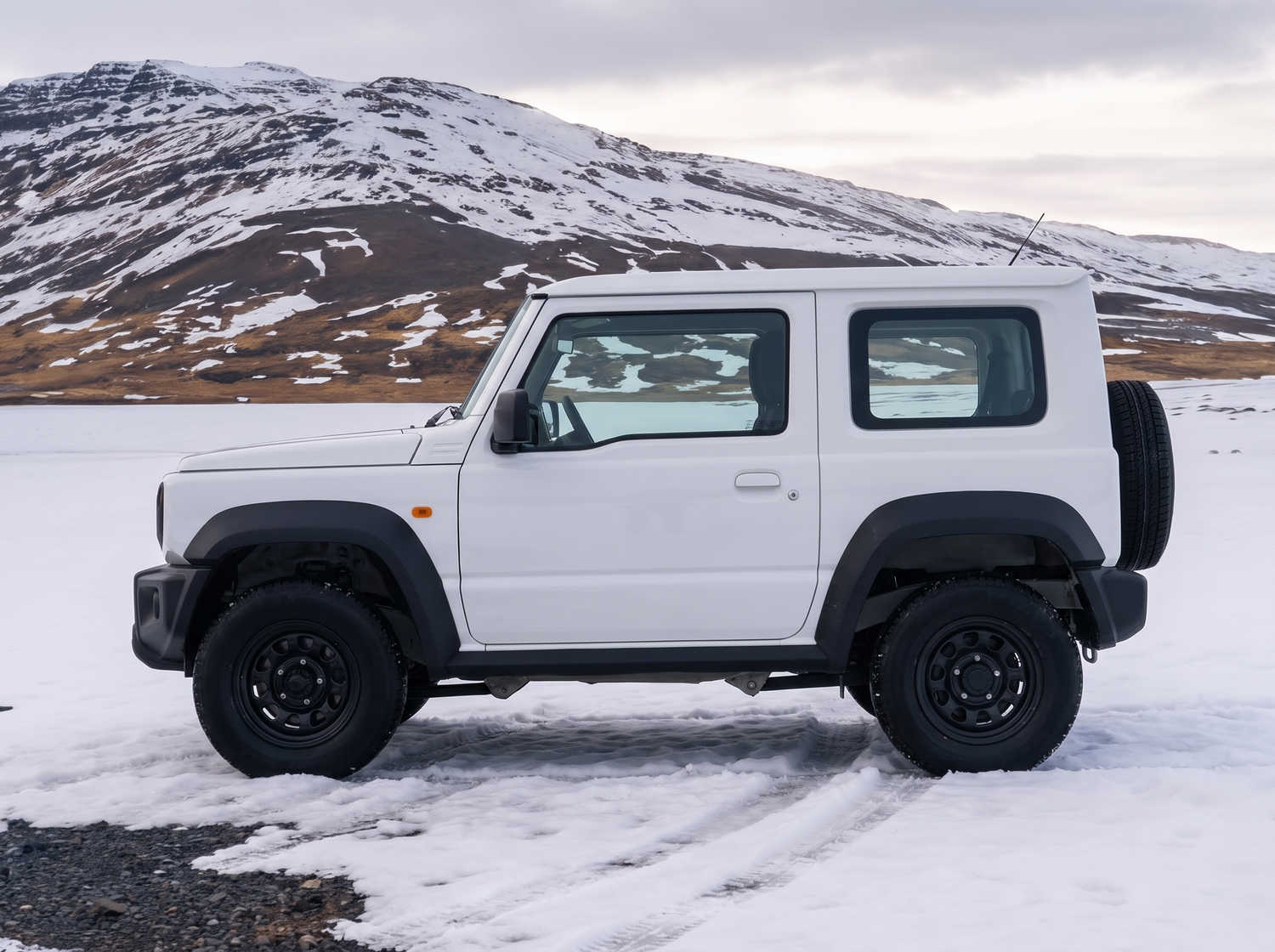 Suzuki Jimny. This compact SUV in Iceland is built for exploring rough terrain and remote areas with ease, providing an exciting off-roading experience on Iceland’s challenging F roads.