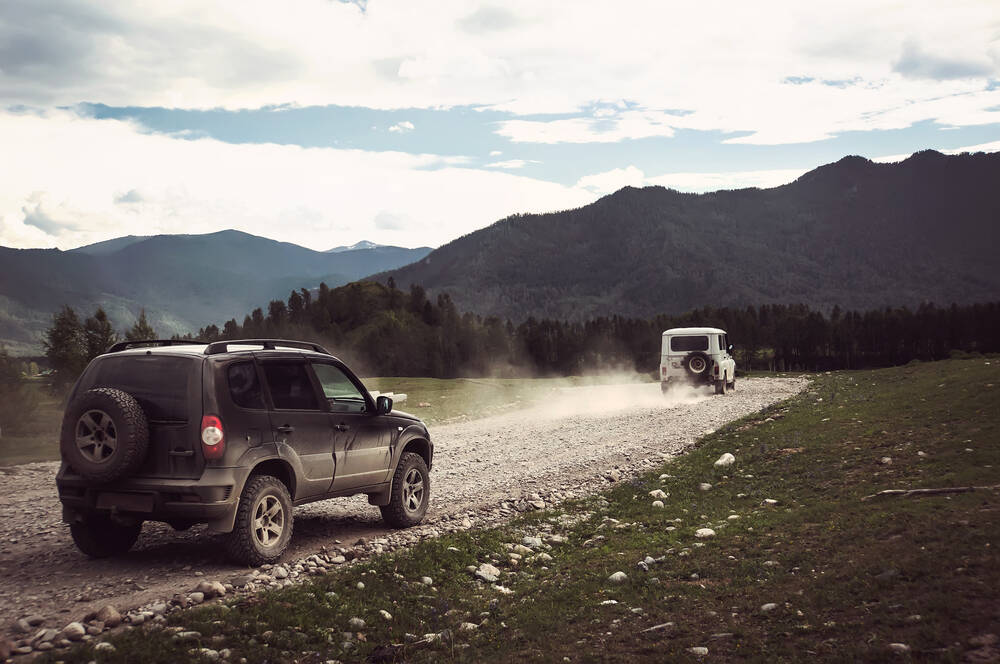 SUV di grandi dimensioni e minivan: qual è la differenza e quale è il migliore?