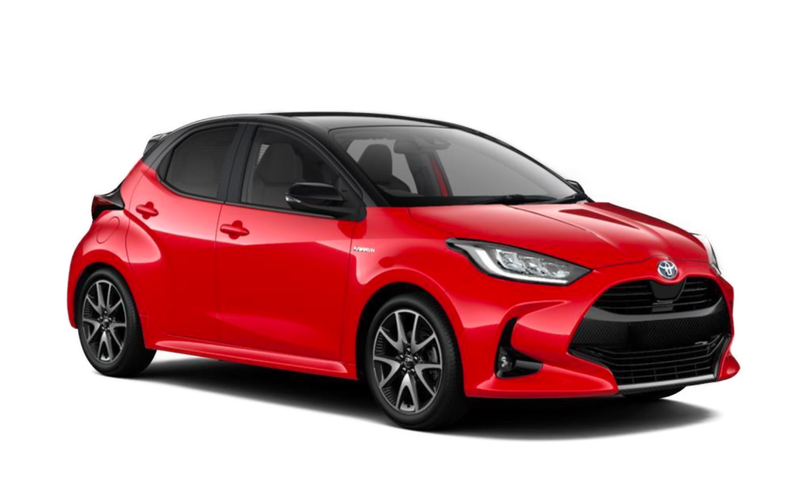Toyota Yaris ibrida rossa con cambio automatico, 5 posti, GPS, retrocamera e spazio per 2 bagagli, ideale per viaggiare in Islanda.
